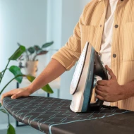 Plancha Plancha seco CECOTEC IronHero 2600 Force  | Turbo Slide (suela de gran resistencia y antiadherencia), Vapor continuo 55 g/min, Negro, azul